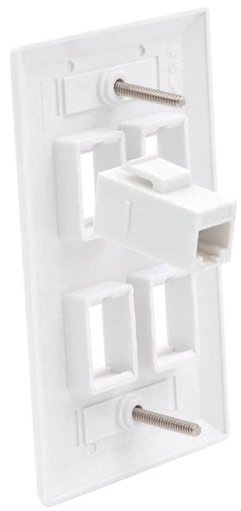 CN-FP04T001-W (10 Pack) a single-gang wall plate with a standard size 4-port keystone jack insert. This wall plate is made with durable plastic to ensure a fast and easy installation.