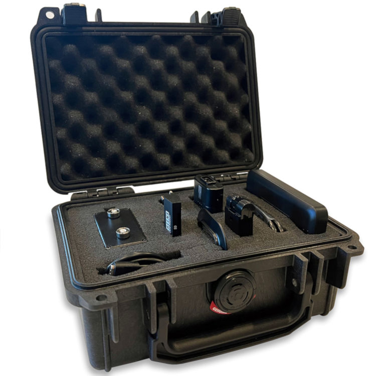 Get the ultimate surveillance solution with AVKITS–AVK-LE01. Trusted by Law Enforcement, it's equipped with Capturra Smart drive for versatile use.
