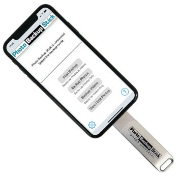 Effortlessly back up and organize your photos and videos with the PBN-OU-128 Photo Backup Stick Omega. Compatible with all devices and includes automatic backup and duplicate removal. No subscriptions, just a one-time purchase. View and edit photos with the built-in iPhone Devices.
